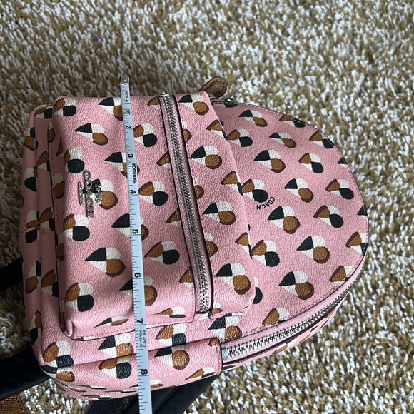 Coach - Picture 11 of 13